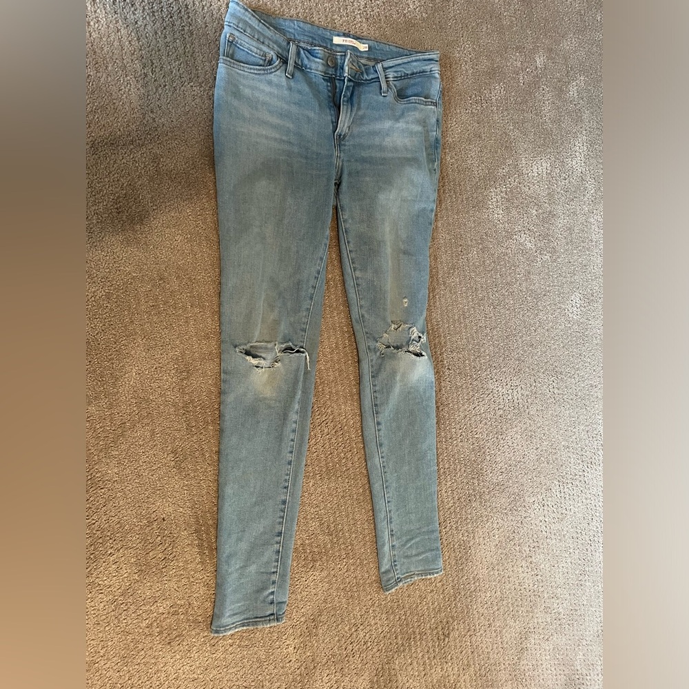 Levis 711 Women’s Skinny Jeans